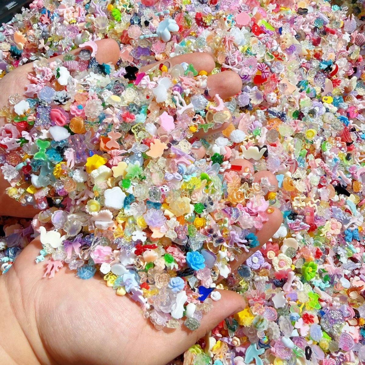 20g Random Mixed Mini Resin Or - Nail Art Valentines Day recension och pris